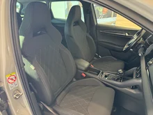 Škoda Karoq 4x4 Sportline TDI DSG in Stahl-Grau
