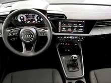 Audi A3 Sportback 30 TFSI in Brillantschwarz