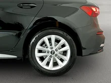 Audi A3 Sportback 30 TFSI in Brillantschwarz