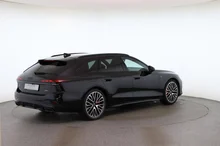 Audi A6 Avant e-hybrid quattro 270 kW in Mythosschwarz Metallic