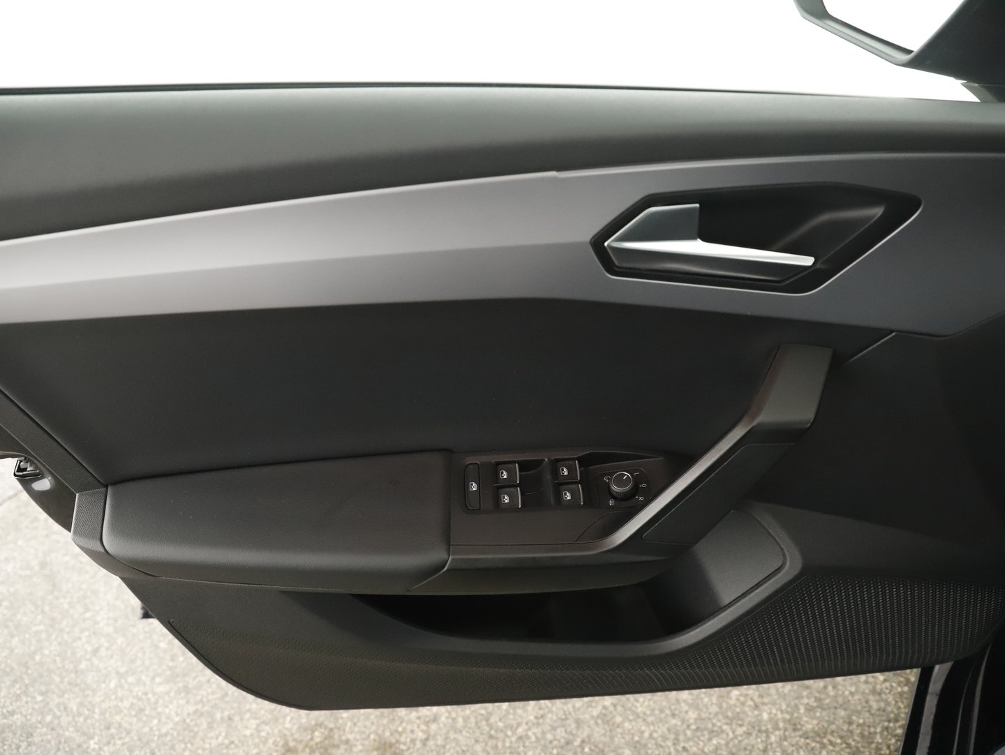 SEAT Leon SP Kombi FR 2.0 TDI DSG | Bild 7 von 25