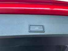 SEAT Ateca FR 2.0 TDI DSG in rot