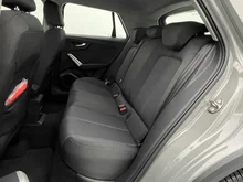 Audi Q2 35 TDI quattro intense in quantumgrau