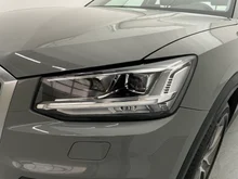 Audi Q2 35 TDI quattro intense in quantumgrau