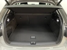Audi Q2 35 TDI quattro intense in quantumgrau