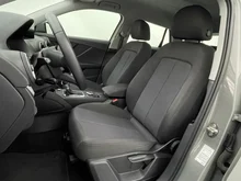 Audi Q2 35 TDI quattro intense in quantumgrau