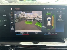 BMW 2xx 2 Active Tourer 218 i Luxury Line in weiss - metallic