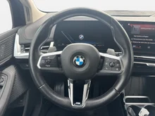 BMW 2xx 2 Active Tourer 218 i Luxury Line in weiss - metallic