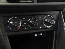 VW Polo 4Me TSI in Deep Black Perleffekt