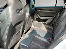Škoda Octavia Combi 4x4 RS TDI DSG in Moon-Weiß Metallic