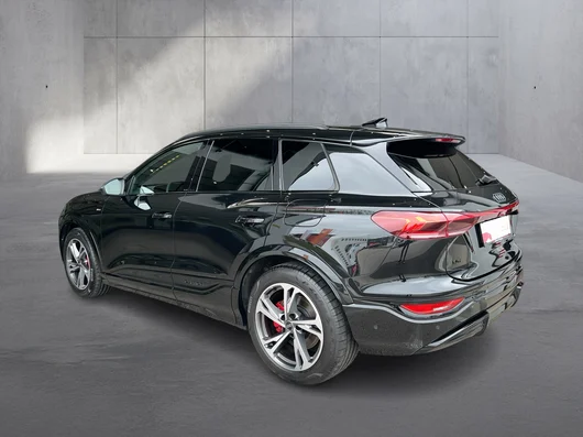 Bild eines Audi Q6 e-tron quattro