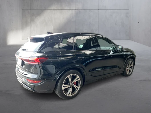 Bild eines Audi Q6 e-tron quattro