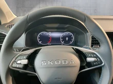 Škoda Karoq Selection TSI DSG ACT in Graphit-Grau Metallic
