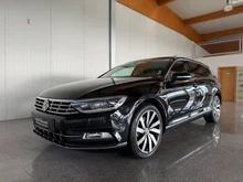VW Passat Variant Highline TDI DSG in 2T Deep Black Perleffekt