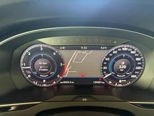 VW Passat Variant Highline TDI DSG in 2T Deep Black Perleffekt