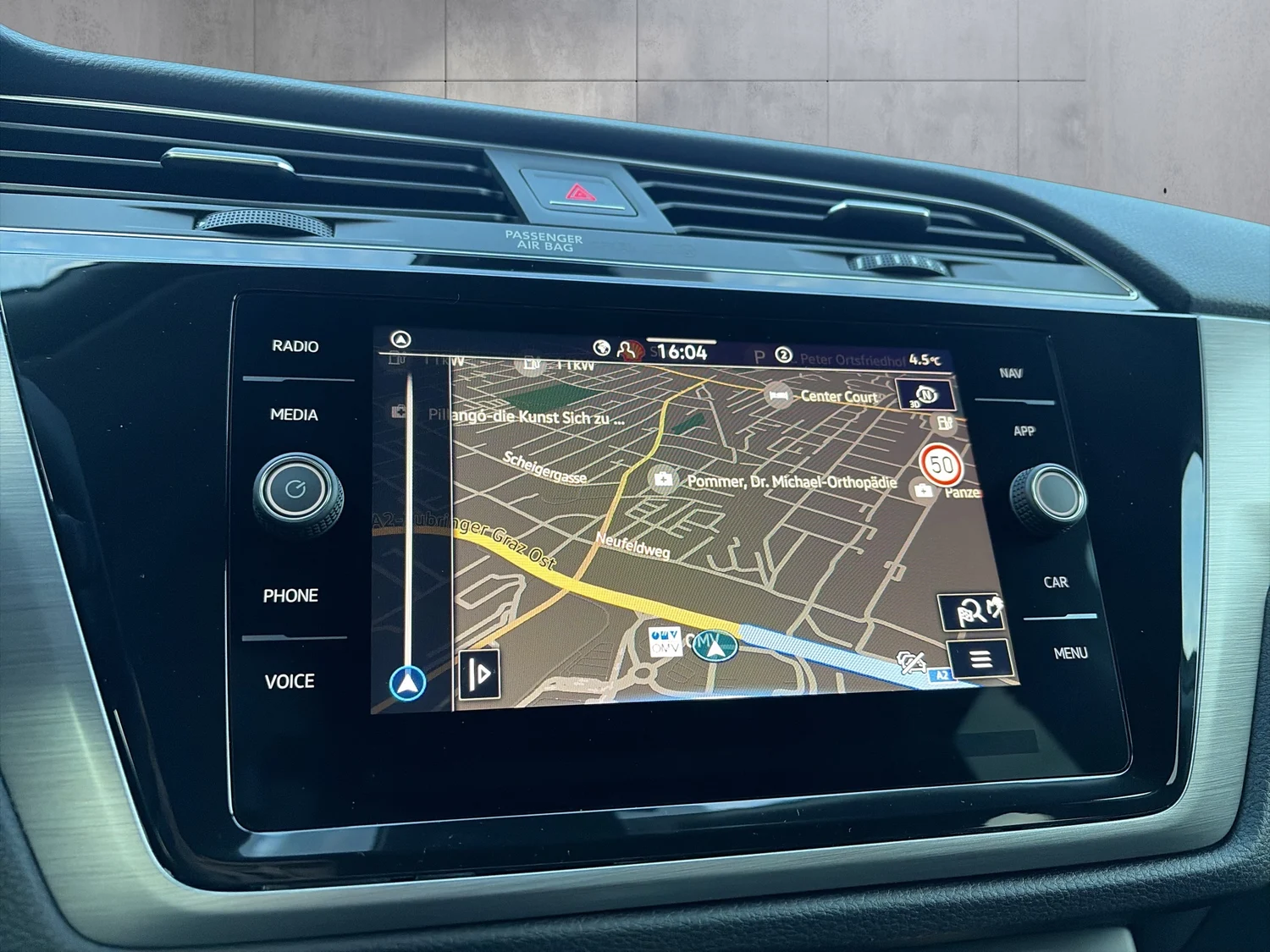 Bild eines VW Touran Friends TDI DSG