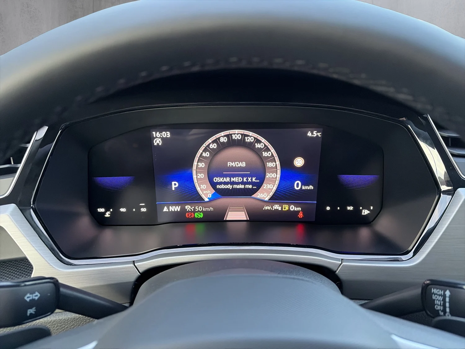 Bild eines VW Touran Friends TDI DSG