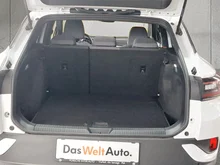VW ID.4 Pro Performance 150 kW in Gletscherweiß Metallic