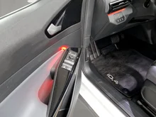 VW ID.4 Pro Performance 150 kW in Gletscherweiß Metallic