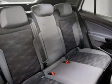 VW ID.4 Pro Performance 150 kW in Gletscherweiß Metallic