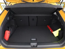 VW T-Roc R-Line eTSI DSG in Canary Yellow Dach Black Uni