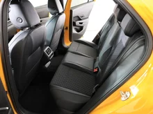 VW T-Roc R-Line eTSI DSG in Canary Yellow Dach Black Uni