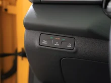 VW T-Roc R-Line eTSI DSG in Canary Yellow Dach Black Uni