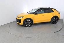 VW T-Roc R-Line eTSI DSG in Canary Yellow Dach Black Uni