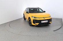 VW T-Roc R-Line eTSI DSG in Canary Yellow Dach Black Uni