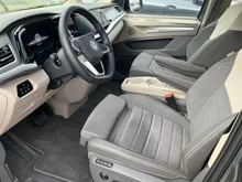 VW Multivan Edition eHybrid 180 kW 4MOTION in Indiumgrau Metallic/Dach Deepblack