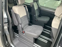 VW Multivan Edition eHybrid 180 kW 4MOTION in Indiumgrau Metallic/Dach Deepblack