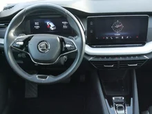Škoda Octavia Combi Business TDI DSG in 8E Brilliant-Silber Metallic