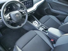 Škoda Octavia Combi Business TDI DSG in 8E Brilliant-Silber Metallic