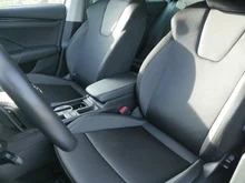Škoda Octavia Combi Business TDI DSG in 8E Brilliant-Silber Metallic