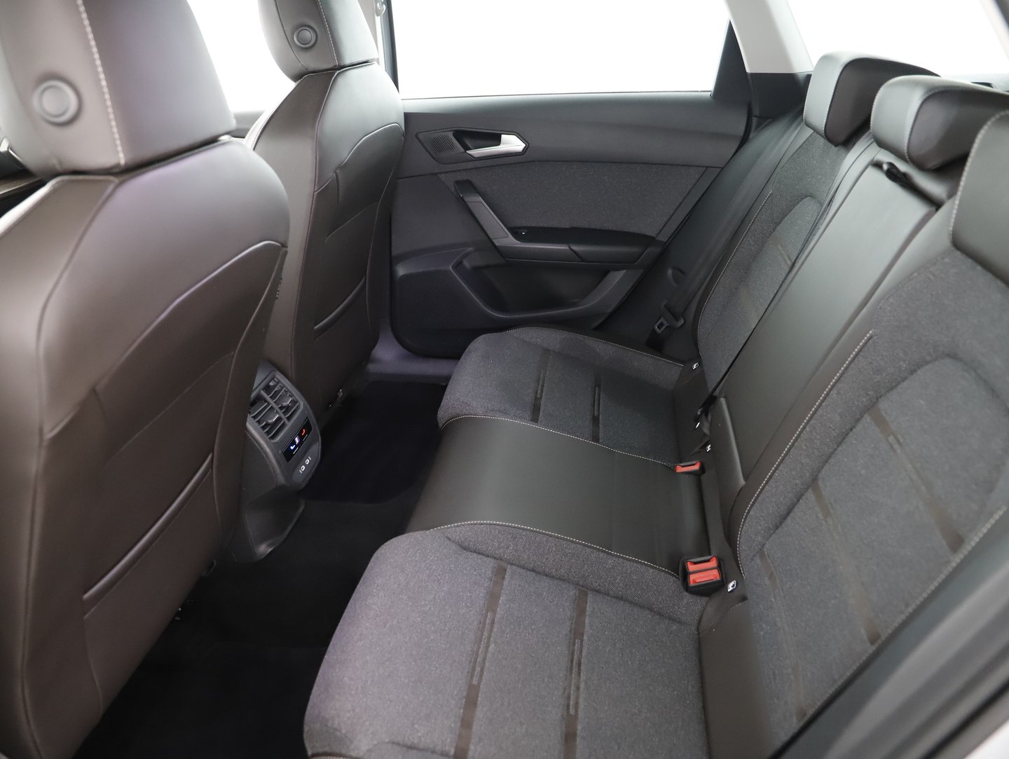 SEAT Leon SP Kombi Xcellence 2.0 TDI DSG | Bild 10 von 13