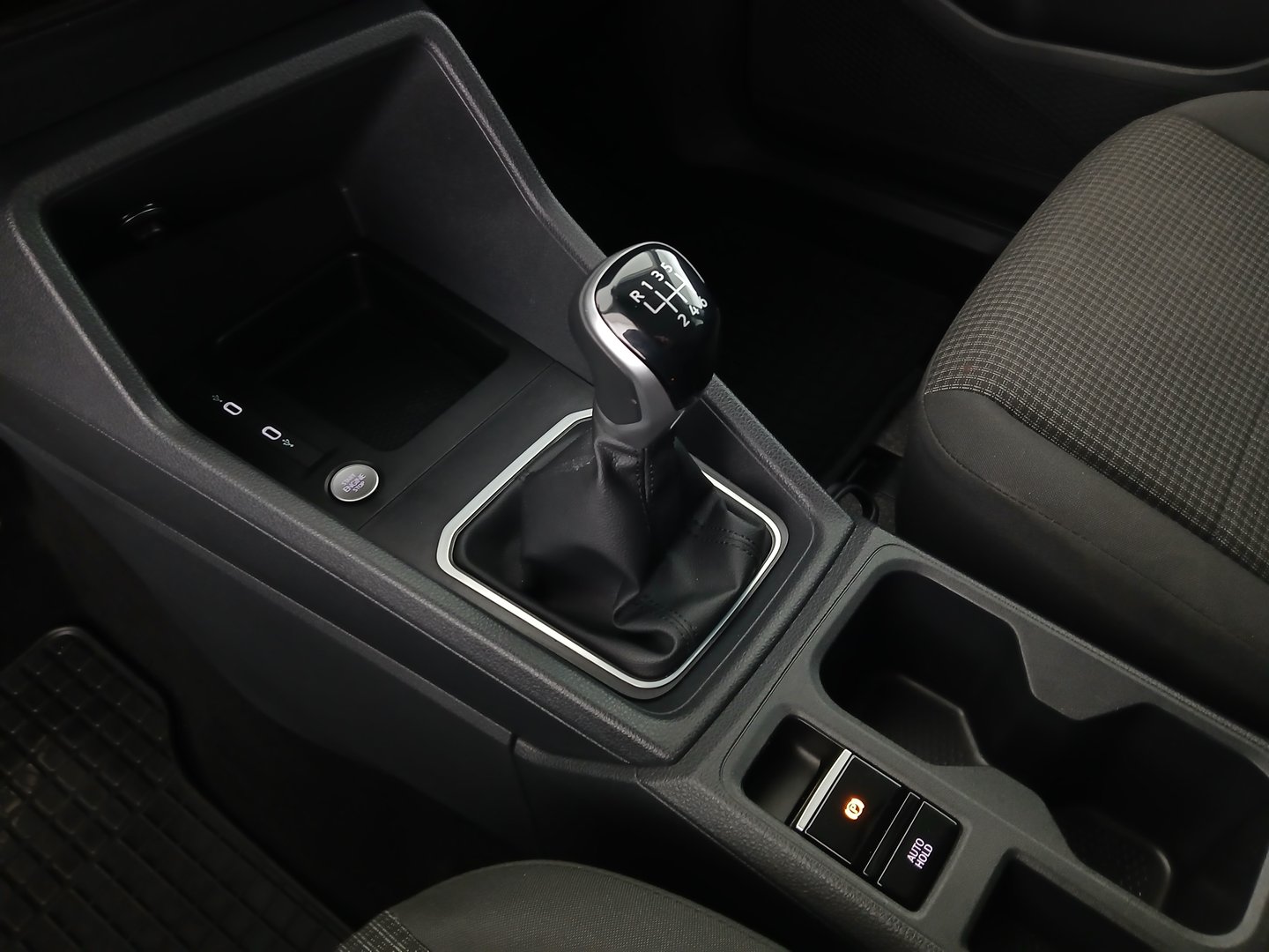 VW Caddy California TDI | Bild 25 von 30