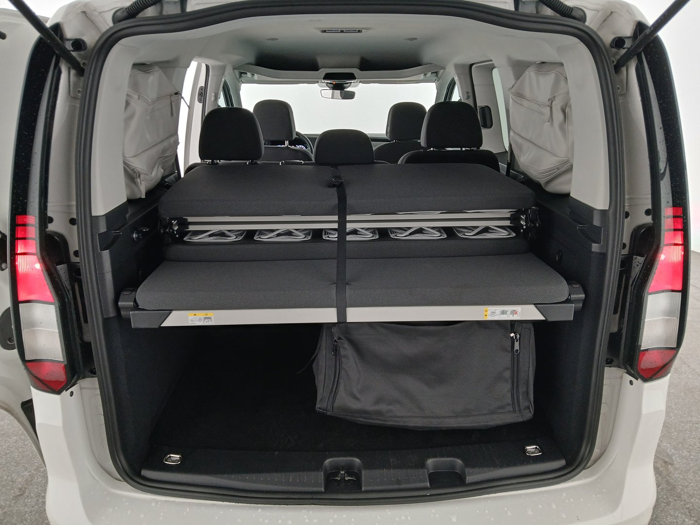 VW Caddy California TDI | Bild 27 von 30