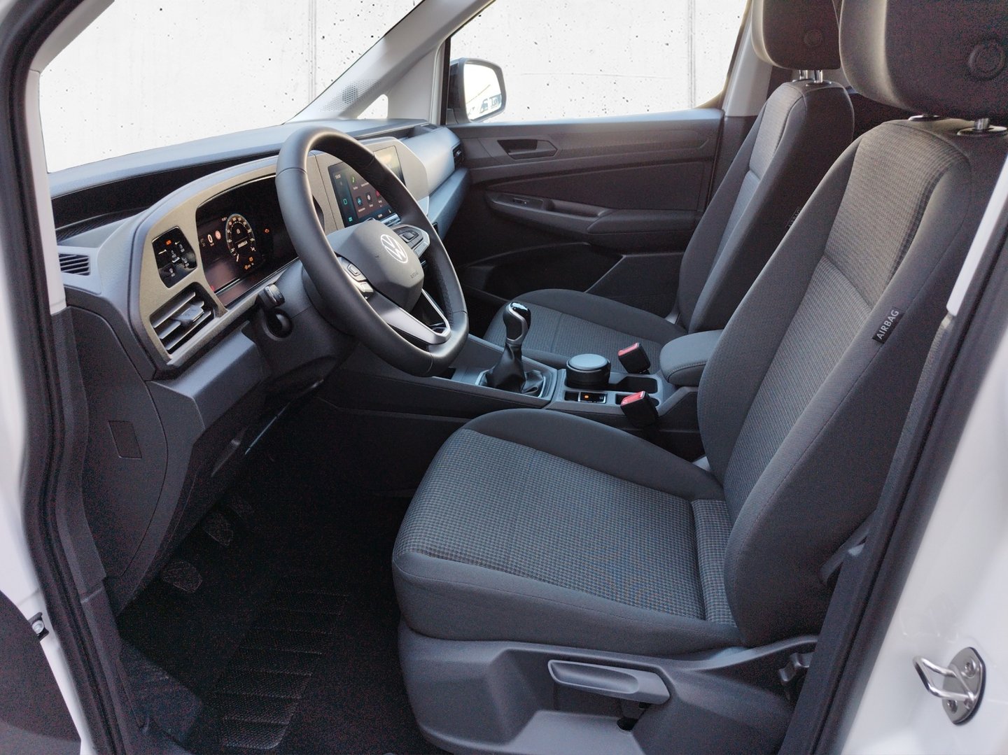 VW Caddy California TDI | Bild 6 von 24