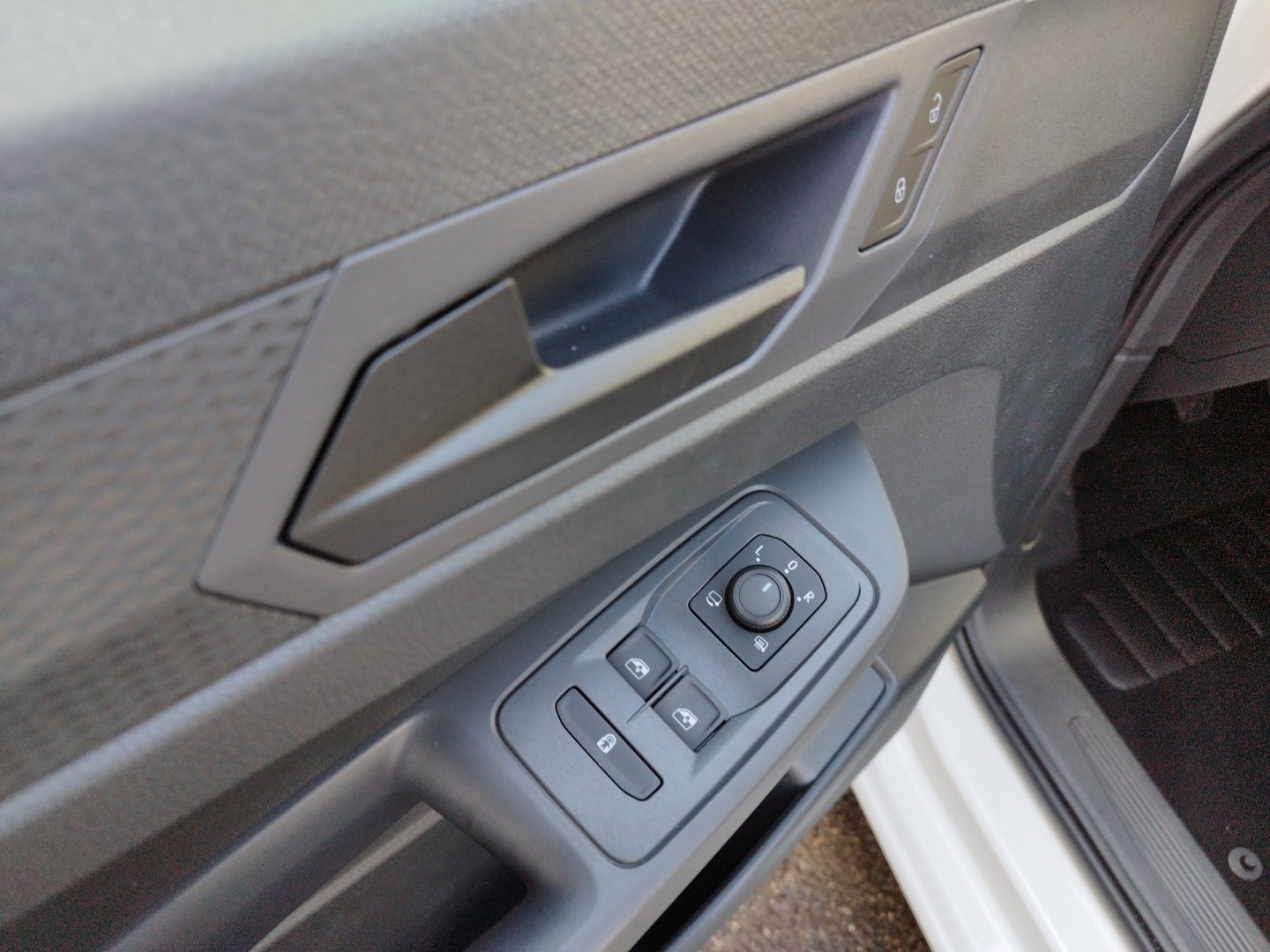 VW Caddy California TDI | Bild 14 von 24