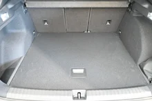 CUPRA Terramar 1.5 e-TSI 150 PS DSG in Fjord-Blau