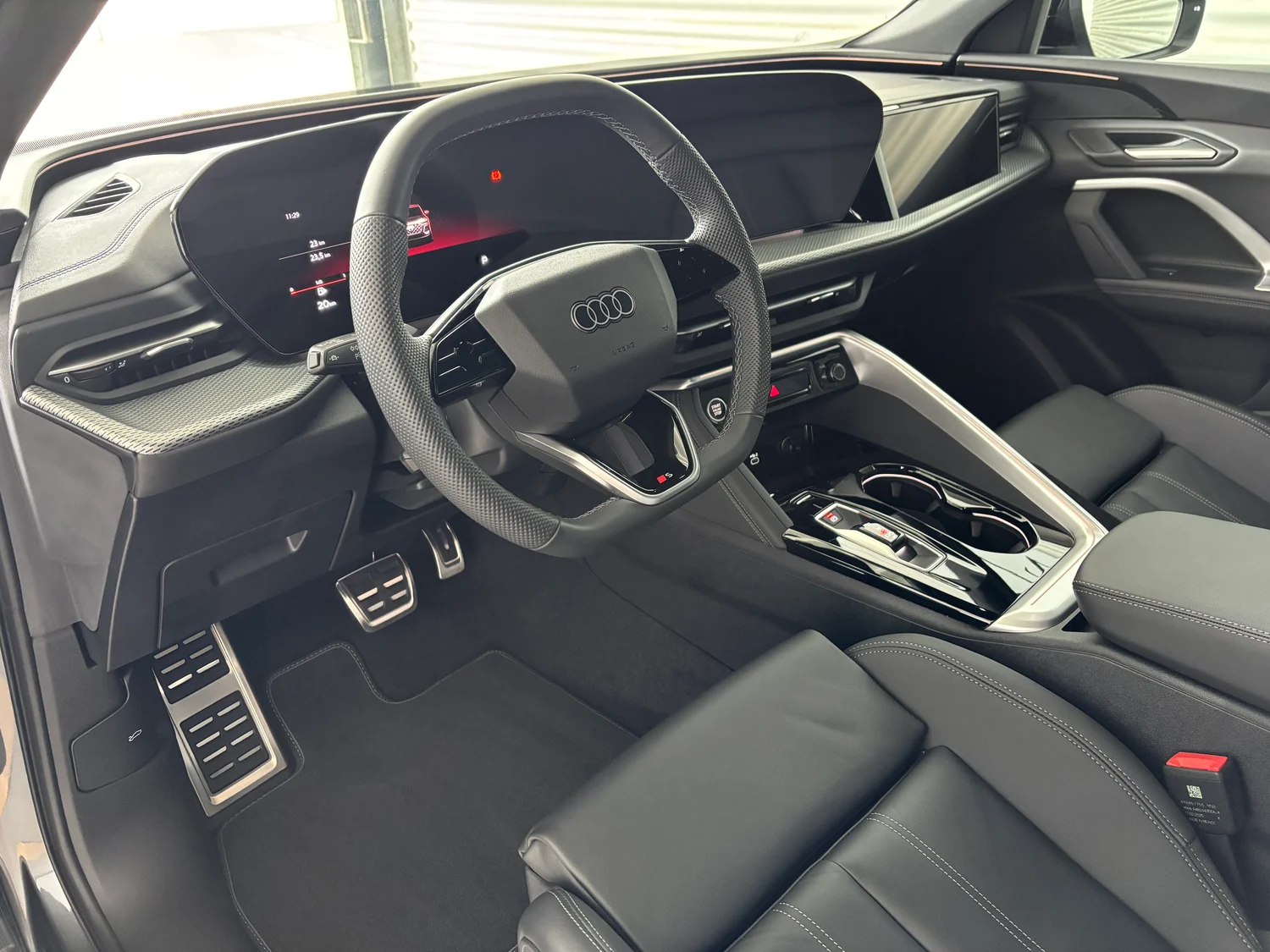 Bild eines Audi Q5 SUV TDI quattro 150 kW