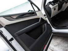 Porsche Cayenne E-Hybrid in weiss - metallic