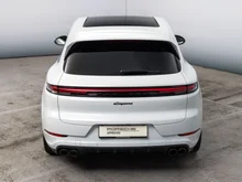 Porsche Cayenne E-Hybrid in weiss - metallic