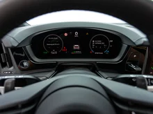 Porsche Cayenne E-Hybrid in weiss - metallic