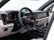 Porsche Cayenne E-Hybrid in weiss - metallic