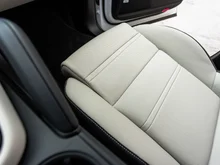 Porsche Cayenne E-Hybrid in weiss - metallic