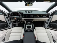 Porsche Cayenne E-Hybrid in weiss - metallic