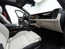 Porsche Cayenne E-Hybrid in weiss - metallic