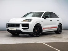 Porsche Cayenne E-Hybrid in weiss - metallic
