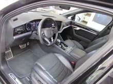 VW Touareg R eHybrid TSI 4MOTION in Grenadillschwarz Met